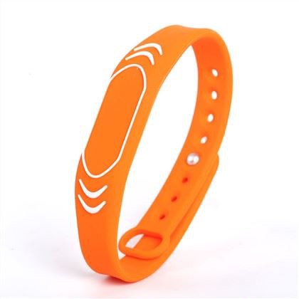 NFC silikoonist käepaelad