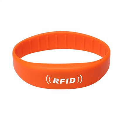 Silikoonist RFID käevõru